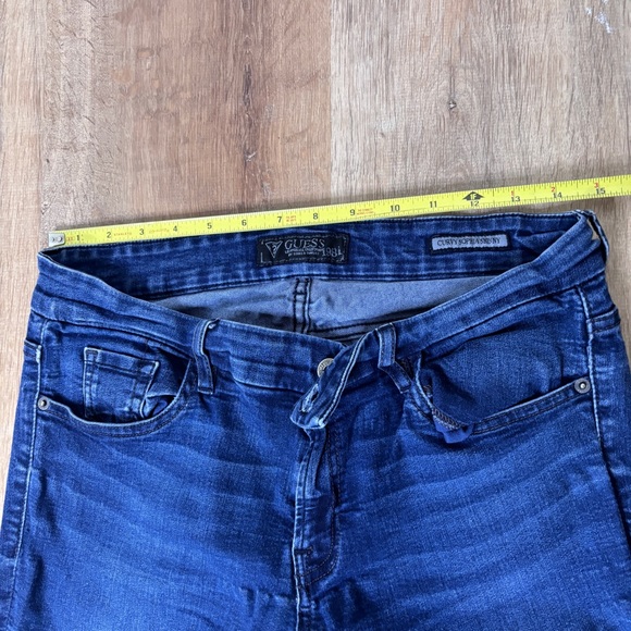 Guess Curvy Sophia Skinny Jeans - Picture 5 of 10